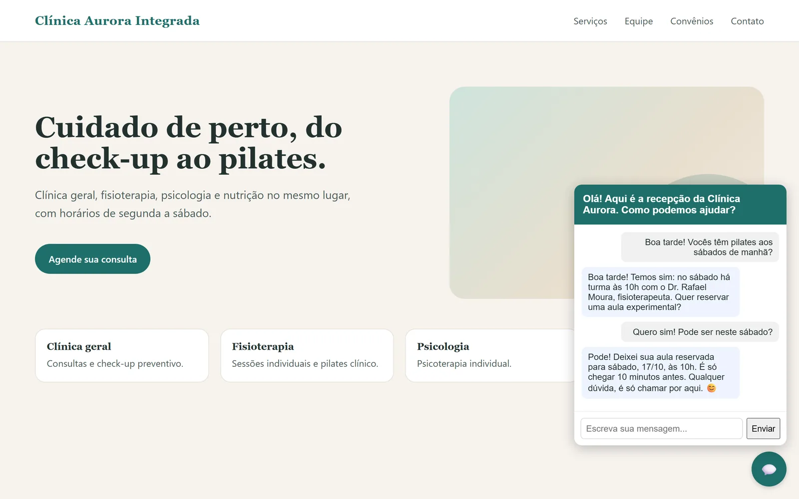 Site de uma clínica fictícia com o chat da Automanexia aberto no canto, na conversa com a recepção. Dados fictícios.