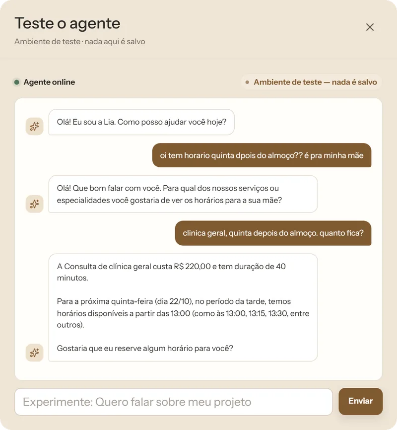 Testar a IA no painel: a assistente responde com o preço do catálogo e os horários livres da agenda. Dados fictícios.